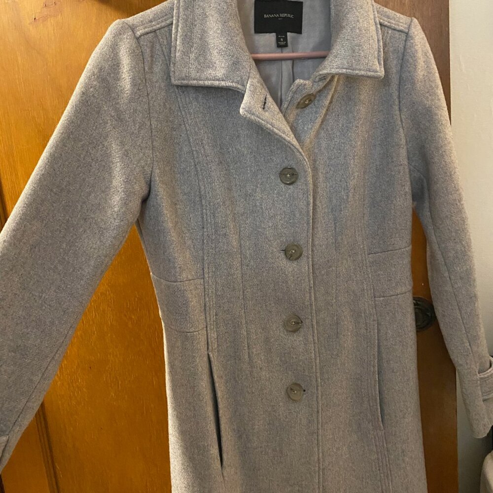 Gray Coat - Picture 2 of 3